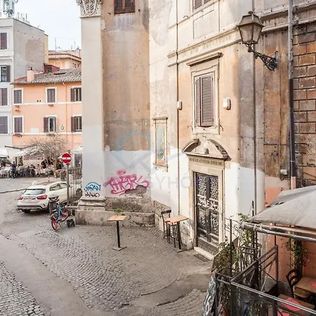 Апартаменты Cozy Entire Close To Piazza Trilussa Рим